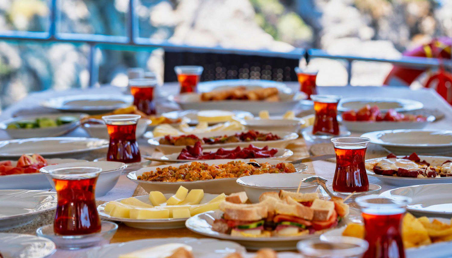 BREAKFAST